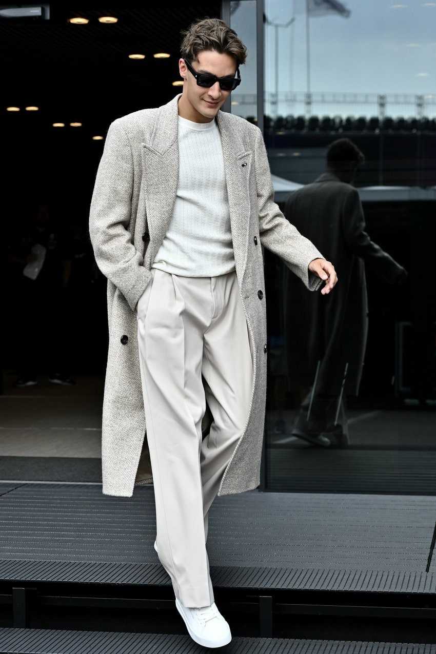 모델 같은 어느 F1 드라이버